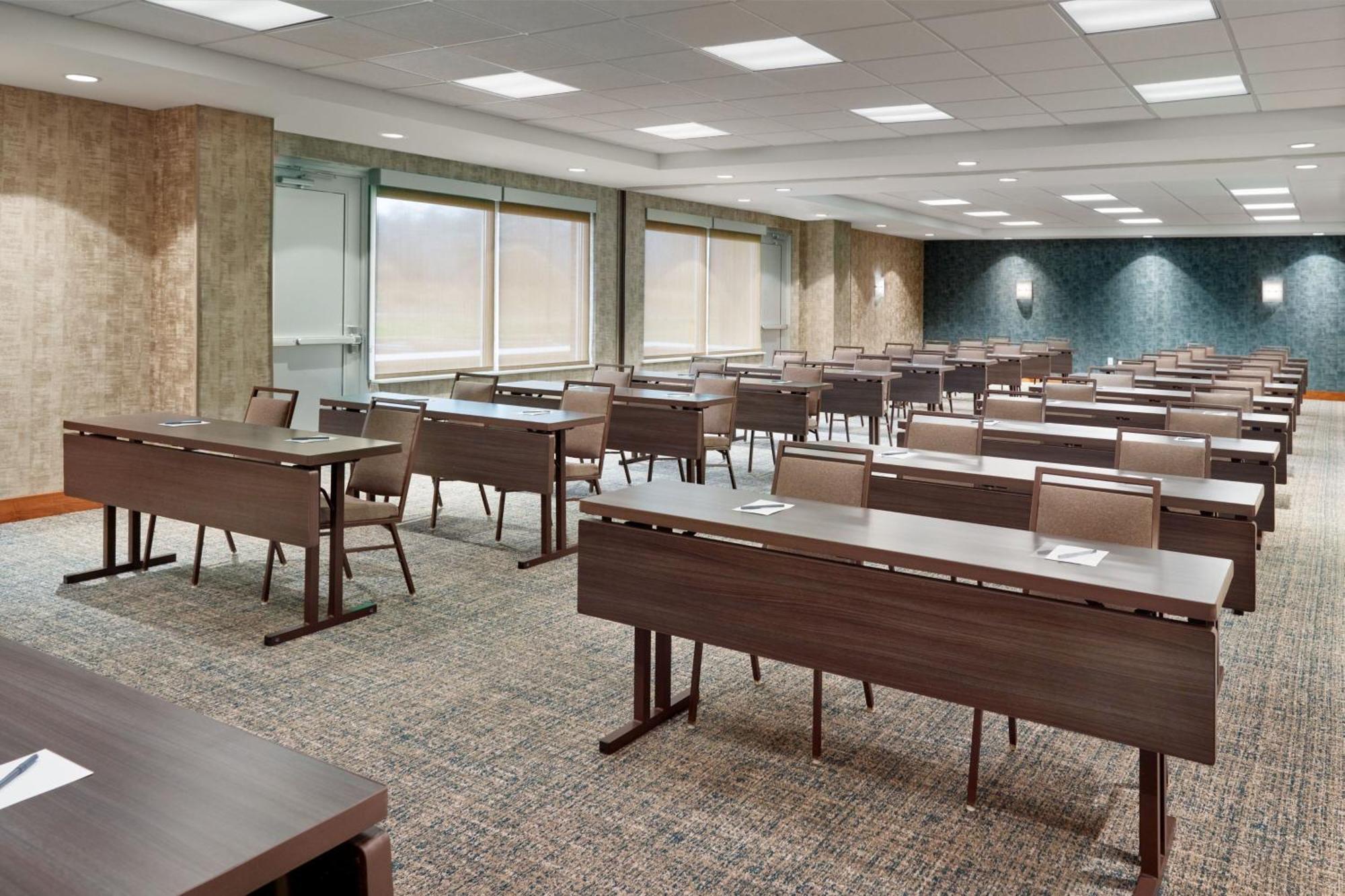 Springhill Suites By Marriott Arlington Tn Екстериор снимка